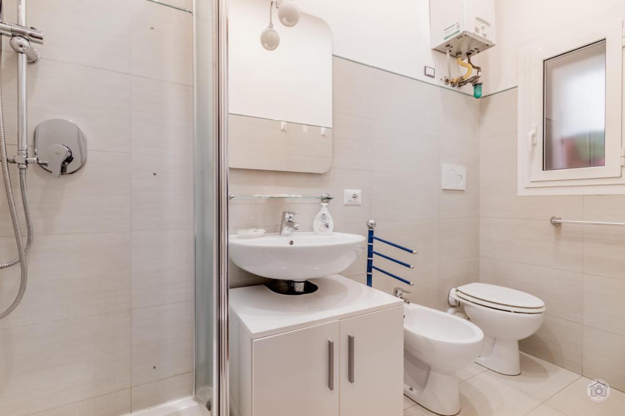 Athena'S Apartment Rome Bagian luar foto