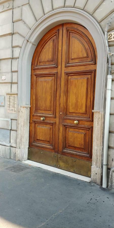 Athena'S Apartment Rome Bagian luar foto